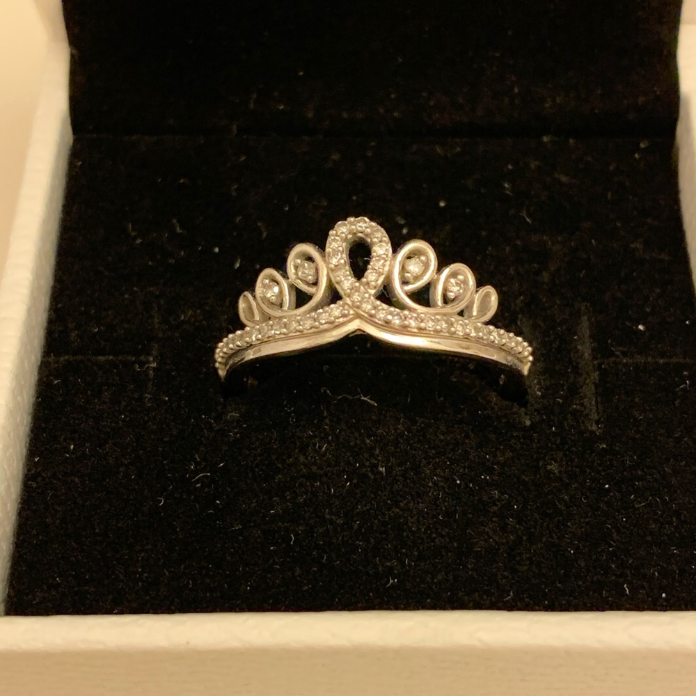 Emmy London tiara ring
